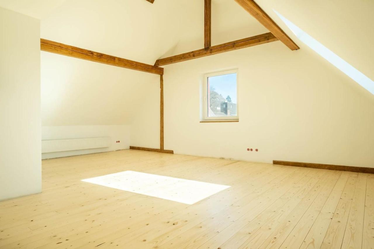 Kinderklinik Dachwohnung - Signal Hill 1A Siegen Bagian luar foto