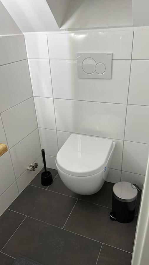 Kinderklinik Dachwohnung - Signal Hill 1A Siegen Bagian luar foto