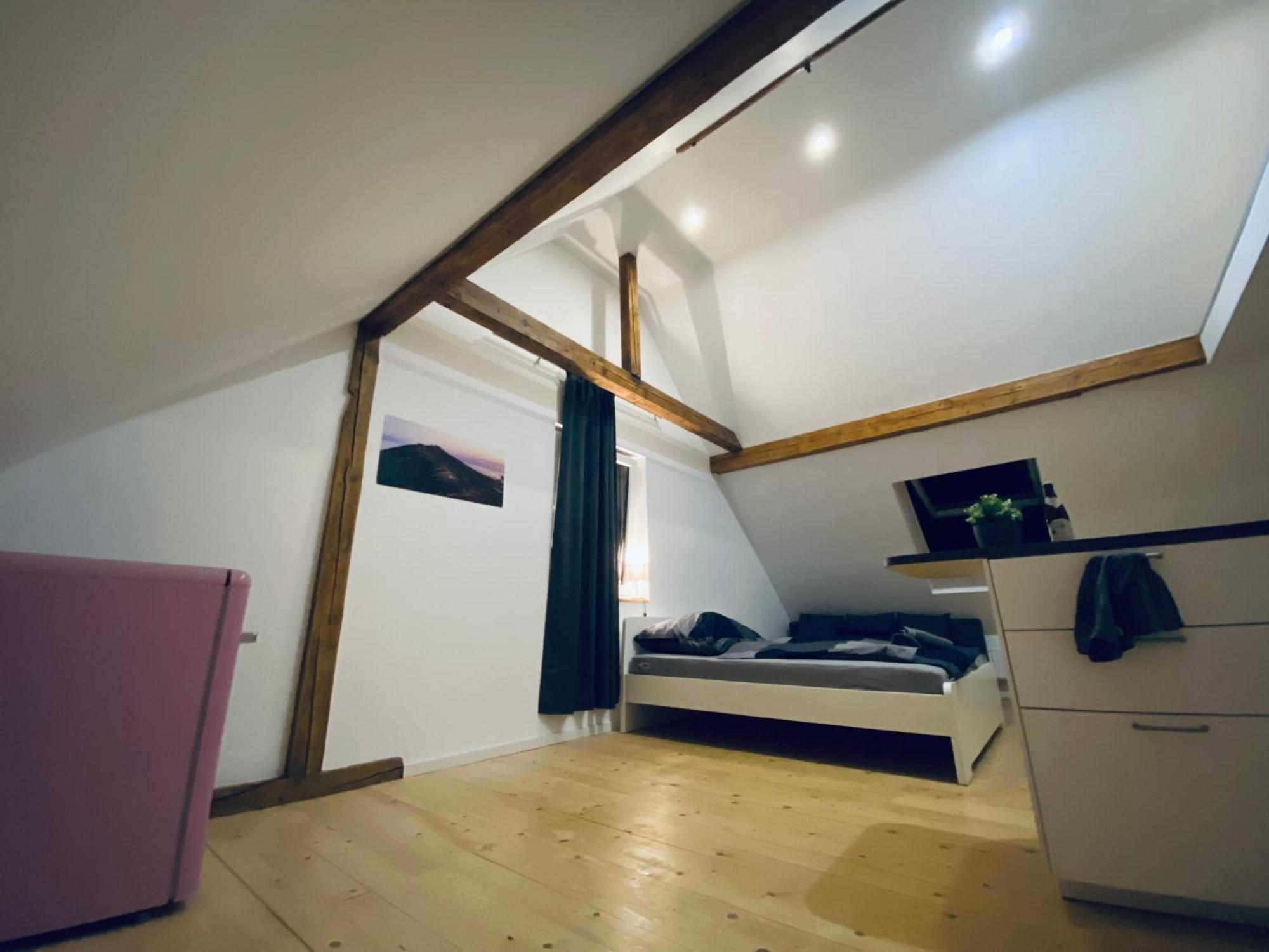 Kinderklinik Dachwohnung - Signal Hill 1A Siegen Bagian luar foto